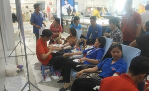 Chi đoàn Sở Tài chính tham gia hiến máu tình nguyện